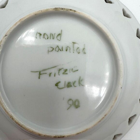 VTG Signed Hand Painted Forest Stream Reticulated Hearts Gold Tone Rim Dish 4"D - Picture 4 of 7